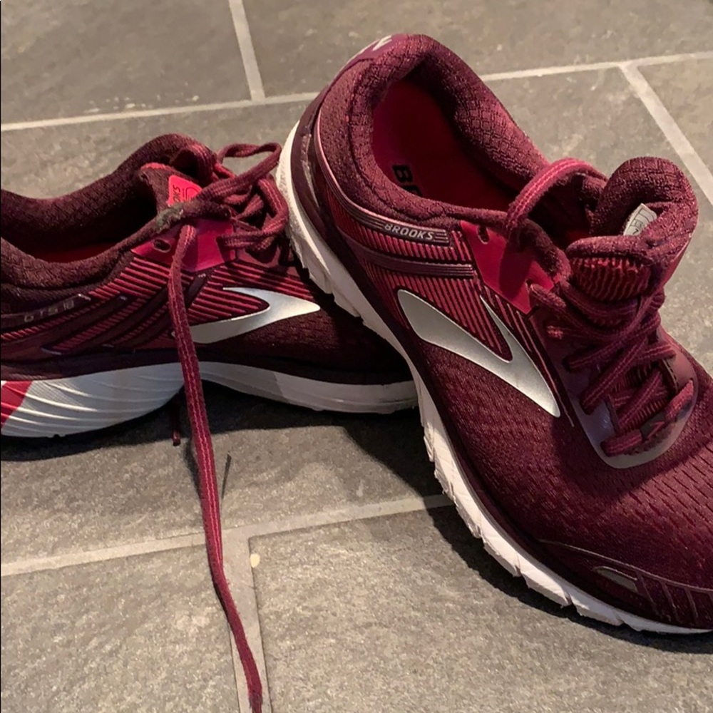 Brooks Adrenaline GTS 18